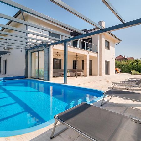 Casa Fischer Apartment Ciheiu Bagian luar foto