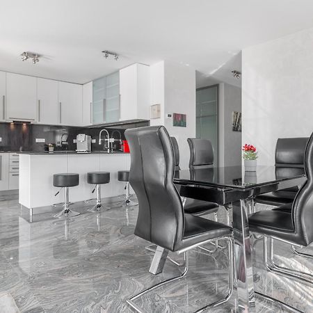Casa Fischer Apartment Ciheiu Bagian luar foto