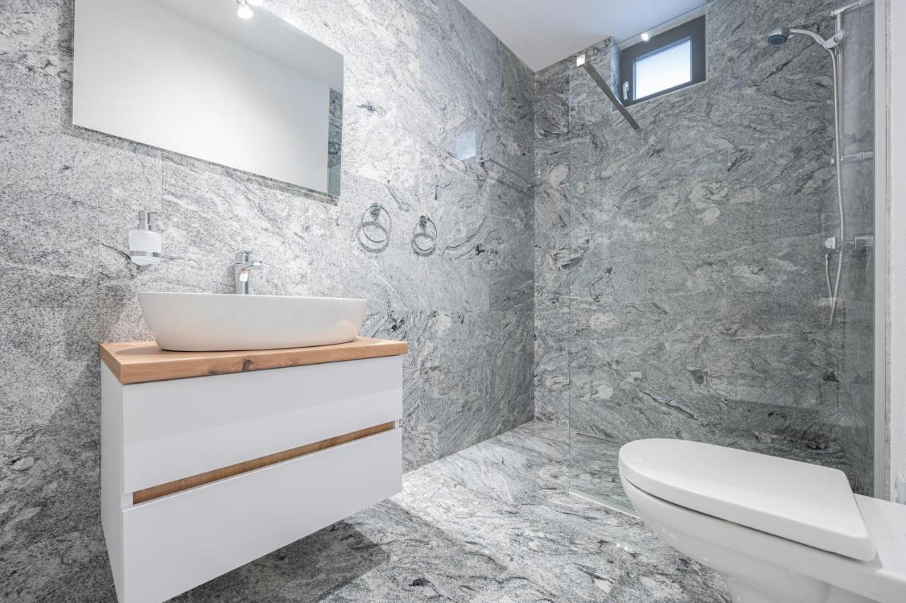 Casa Fischer Apartment Ciheiu Bagian luar foto