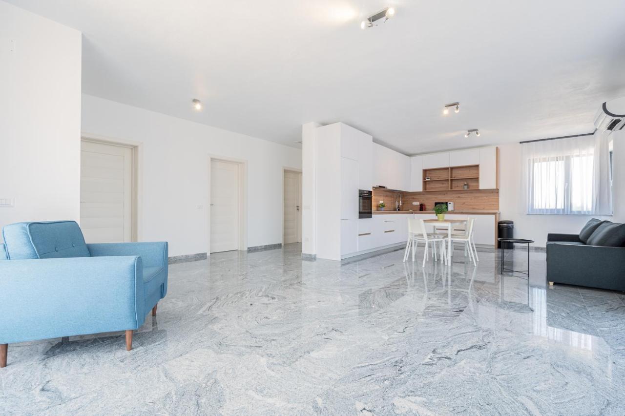 Casa Fischer Apartment Ciheiu Bagian luar foto